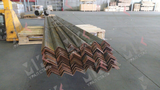 Уголок стальной 20х20х3 мм Ст3сп ГОСТ 535-2005 в Барнауле