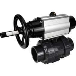 Кран шаровой BV4242E-FP-GRM-ISO Дн100 Ру10 полнопроходной, корпус - НПВХ, шар - НПВХ, уплотнение - EPDM, с пневмоприводом PA-DA-105-1 двойного действия со штурвалом